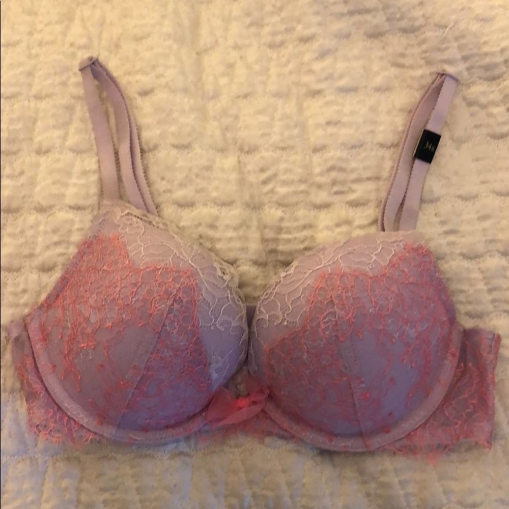 NWT VS Lace Dream Angels Push Up Bra Size 34B